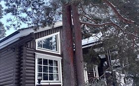 Latvahonka Cottage